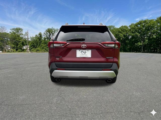Used 2024 Toyota RAV4 Adventure AWD/4WD image 7