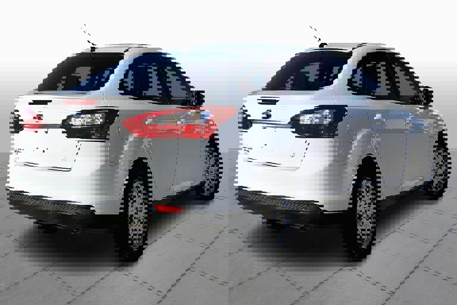 Used 2012 Ford Focus SE image 12