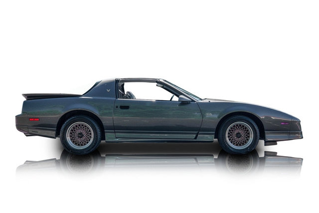 Used 1989 Pontiac Firebird Trans Am RWD image 2