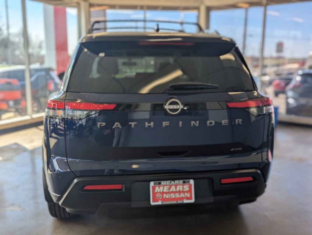 New 2026 Nissan Pathfinder SV image 7