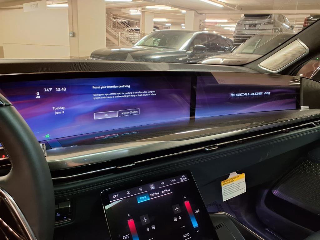 Used 2025 Cadillac Escalade IQ Sport 2 w/ LPO, ONYX Package image 22