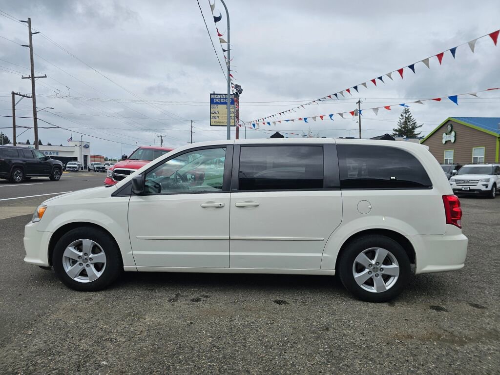 Used 2013 Dodge Grand Caravan SE FWD image 4