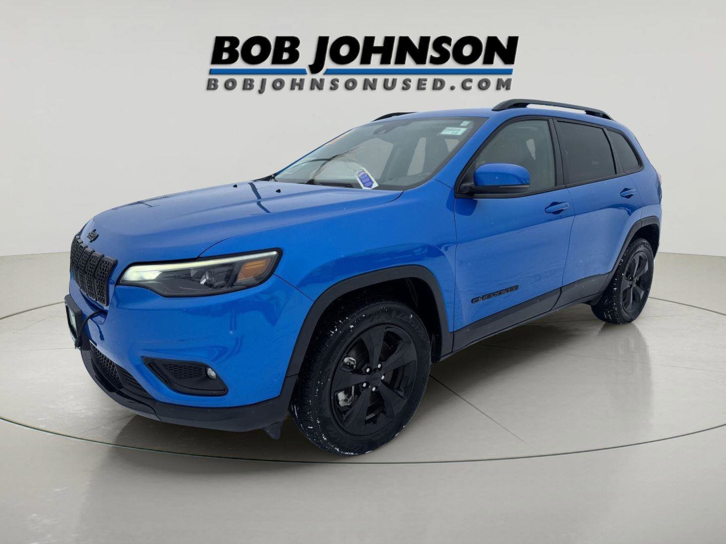 Used 2021 Jeep Cherokee Latitude Plus AWD/4WD image 3