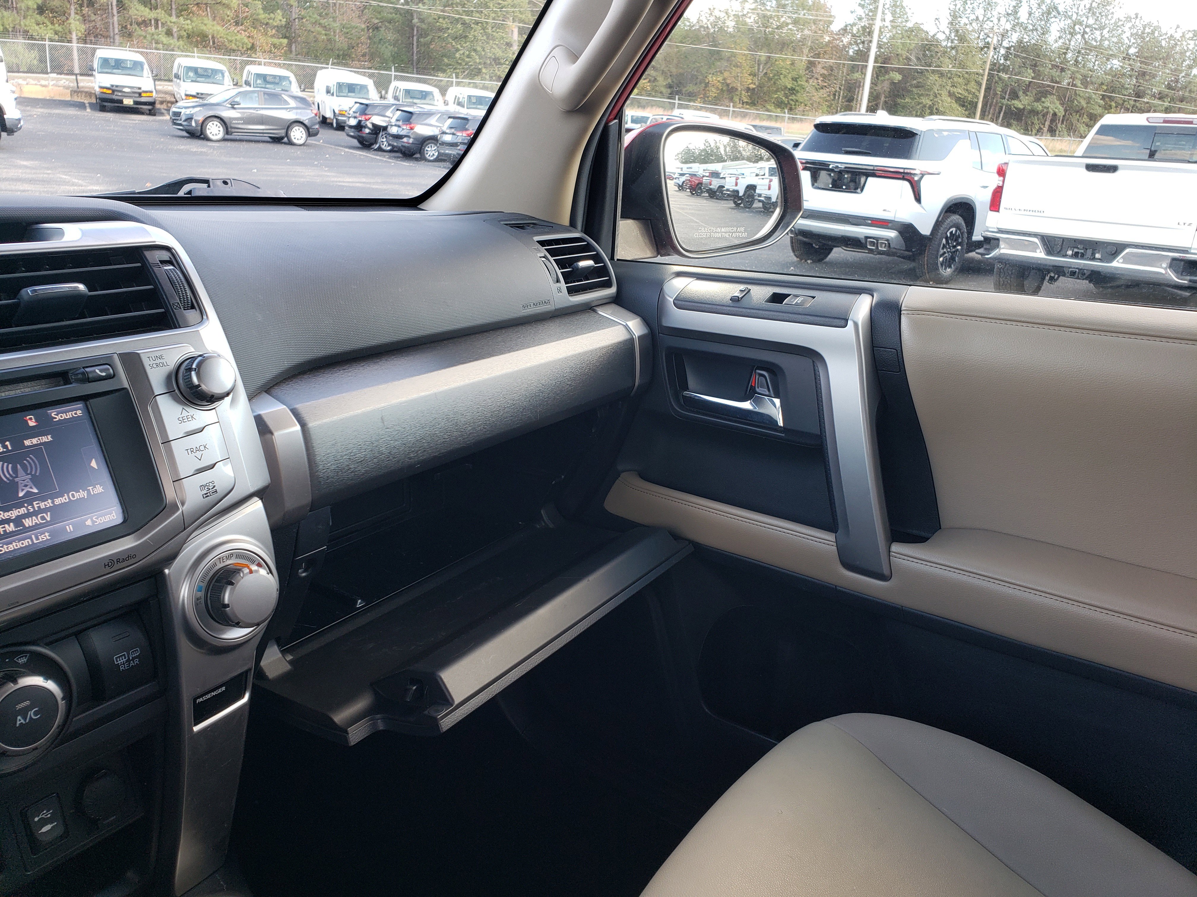 Used 2015 Toyota 4Runner 2WD image 24