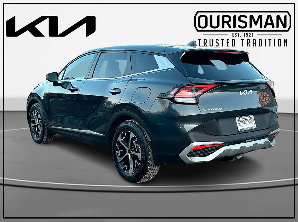 Certified 2024 Kia Sportage EX image 3