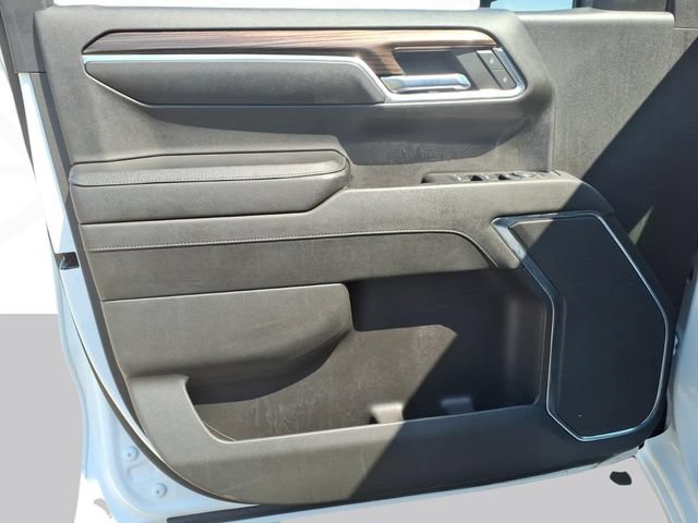 Used 2023 Chevrolet Silverado 1500 LT w/ Protection Package AWD/4WD image 10