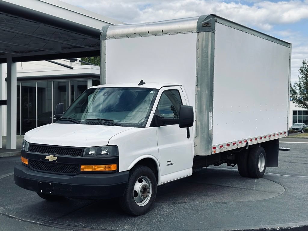 Used 2021 Chevrolet Express 4500 Extended w/ Power Convenience Package RWD image 1