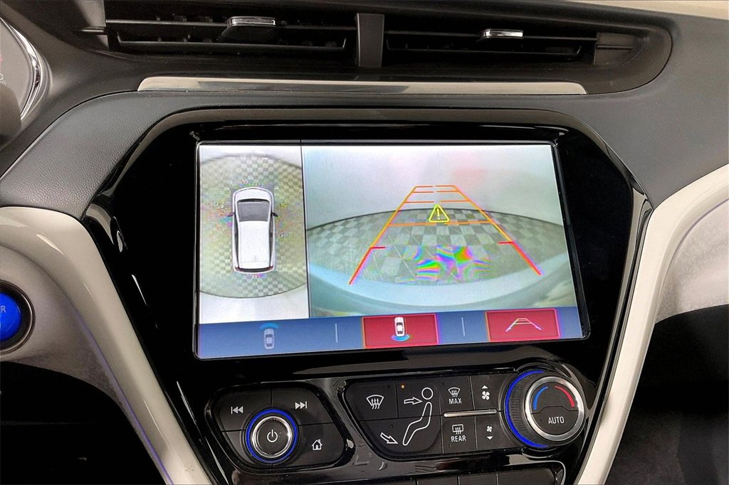 Used 2018 Chevrolet Bolt Premier w/ Driver Confidence II Package image 36