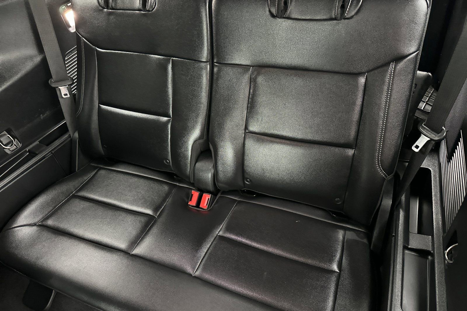 Used 2021 Ford Explorer Limited w/ Equipment Group 301A image 15