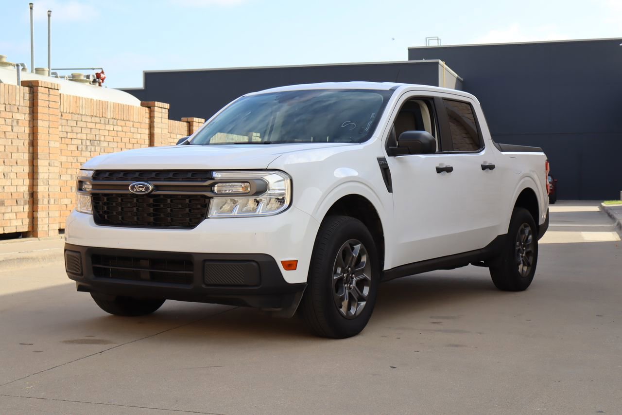 Used 2024 Ford Maverick XLT FWD image 2