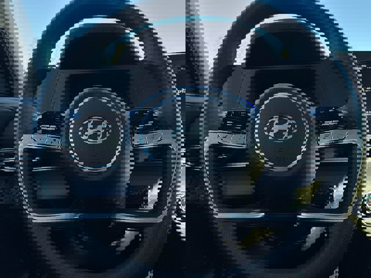 Used 2025 Hyundai Elantra SE image 15