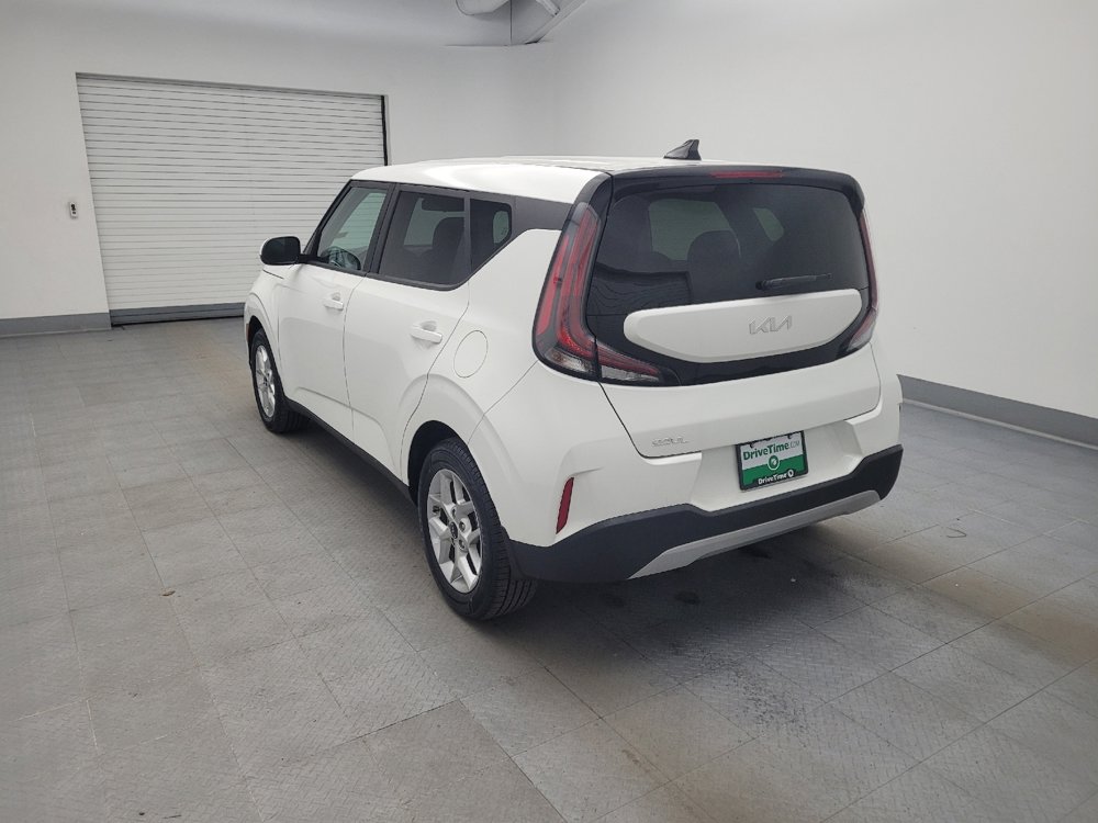 Used 2023 Kia Soul LX w/ LX Technology Package image 5