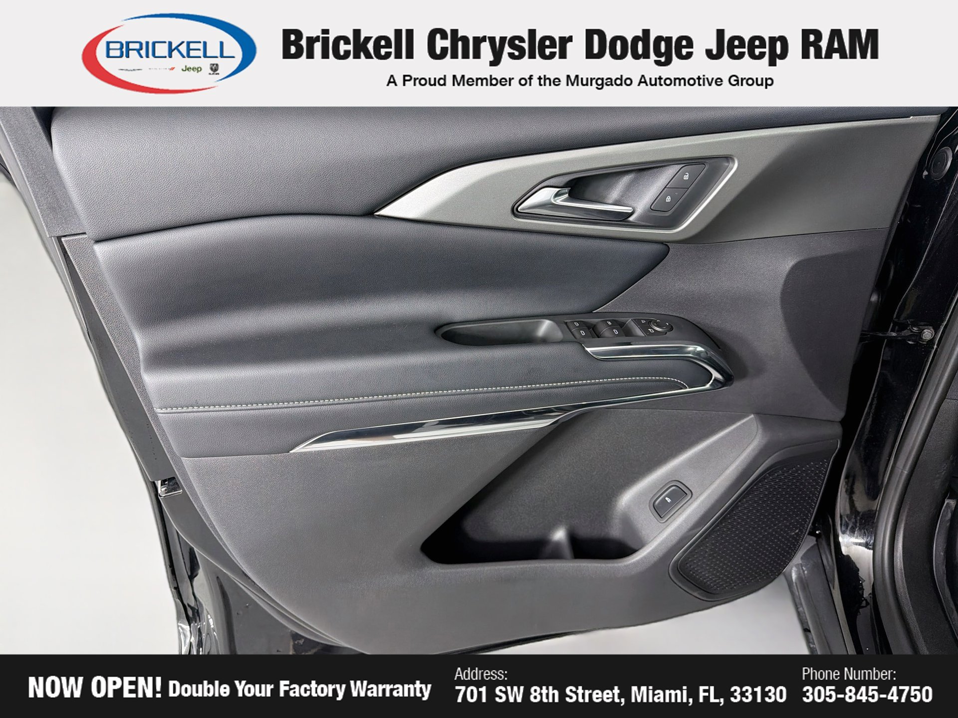Used 2026 Chevrolet Traverse LT FWD image 23
