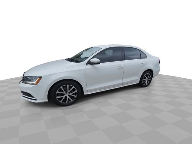 Used 2017 Volkswagen Jetta SE image 4