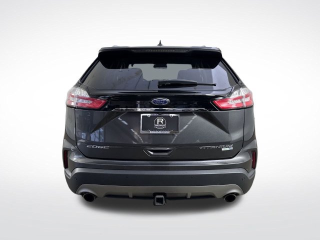 Used 2020 Ford Edge Titanium w/ Class II Trailer Tow Package AWD/4WD image 32