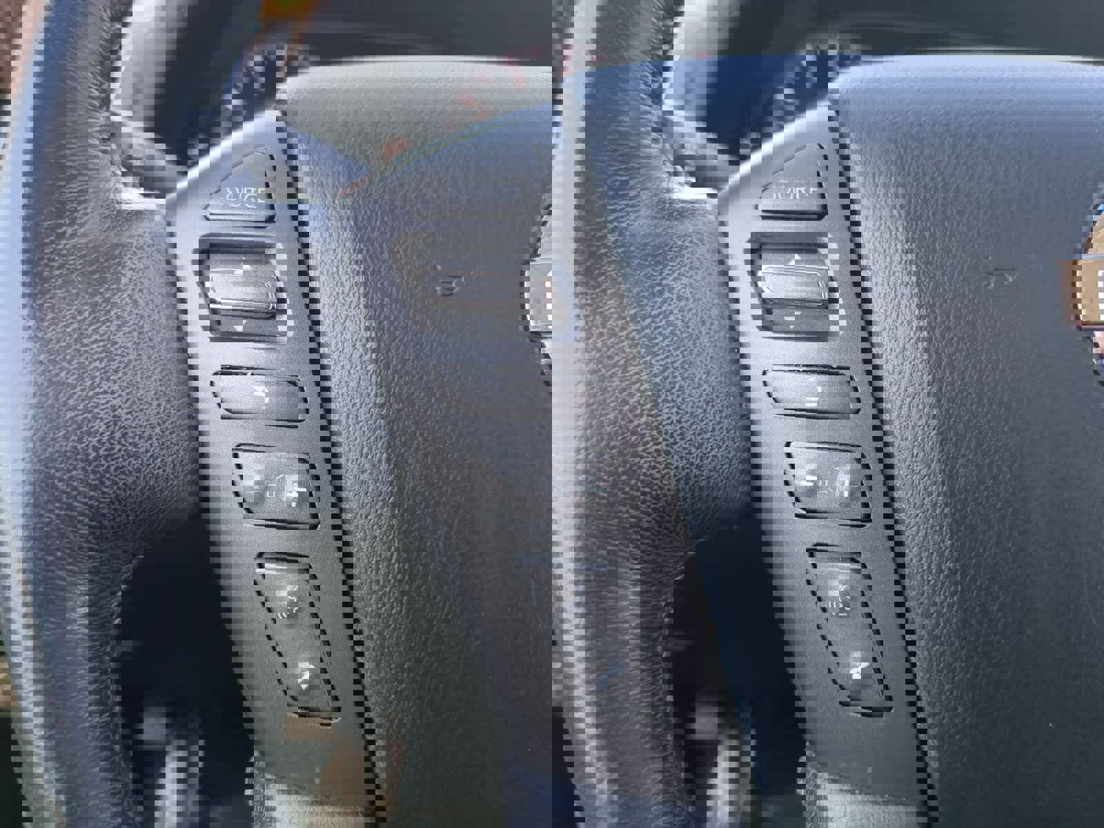 Used 2017 Nissan Armada Platinum image 25