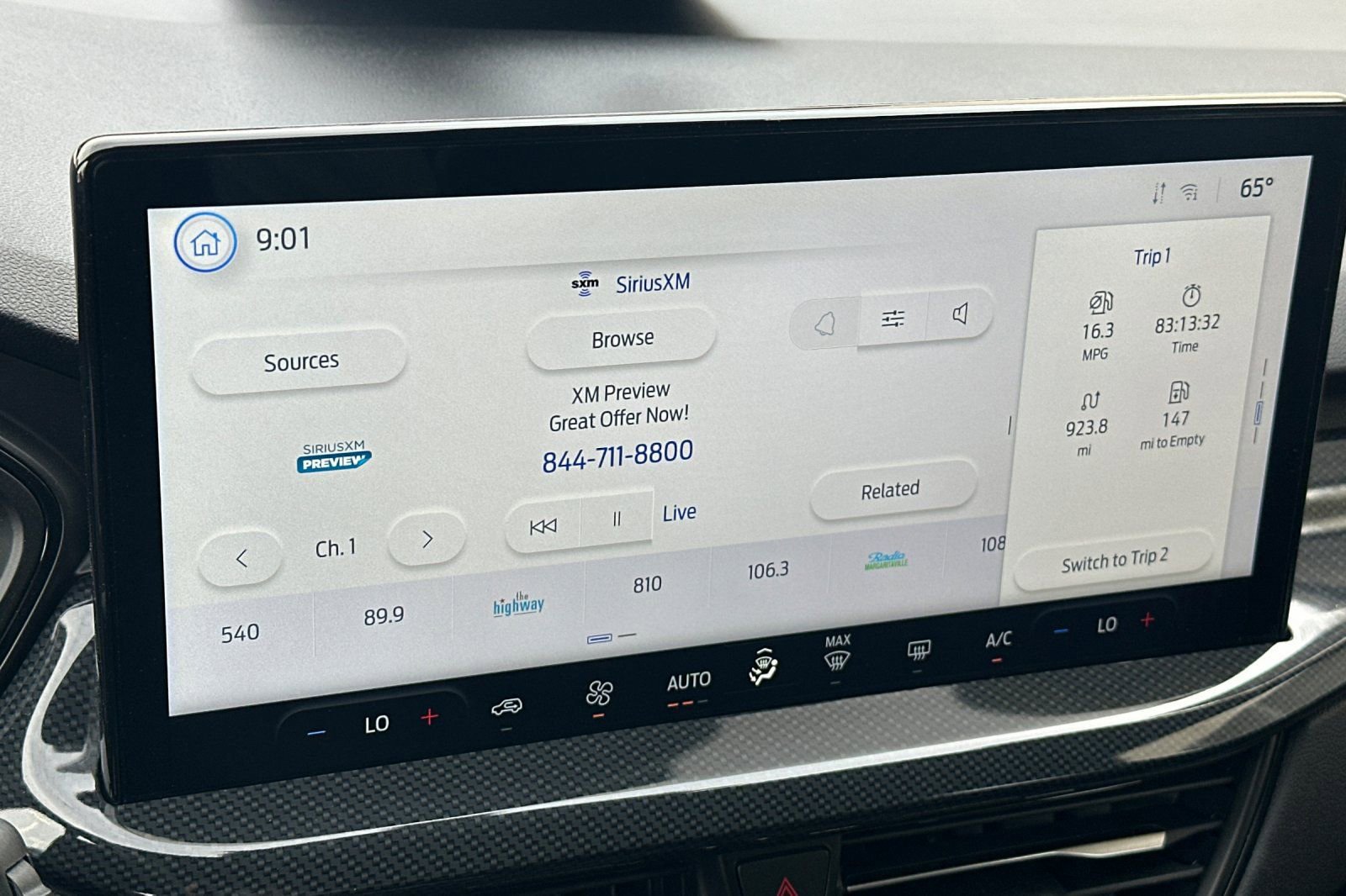 Certified 2024 Ford Escape ST-Line w/ Tech Pack #1 image 17