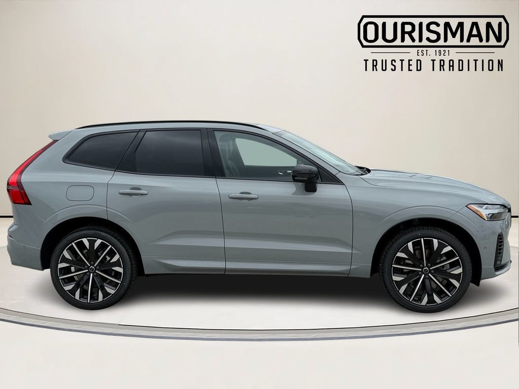New 2026 Volvo XC60 T8 Ultra w/ Climate Package AWD/4WD image 2