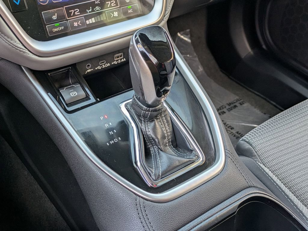 Used 2025 Subaru Outback Premium image 18