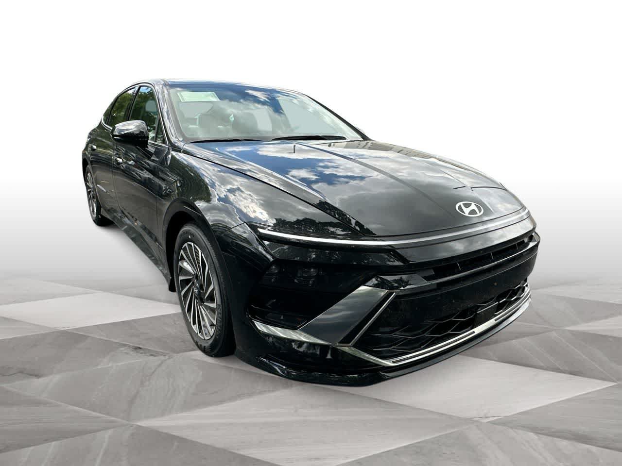 New 2025 Hyundai Sonata SEL FWD image 2