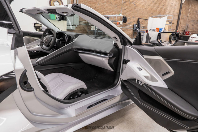 Used 2020 Chevrolet Corvette Stingray Premium Cpe w/ 3LT Preferred Equipment Group RWD image 68