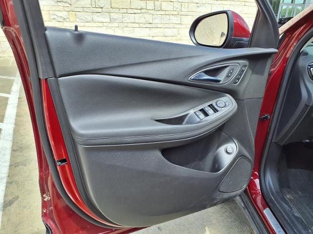 Used 2023 Buick Encore GX Essence w/ Experience Buick Package FWD image 21