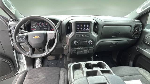 Used 2024 Chevrolet Silverado 2500 Custom w/ Custom Value Package AWD/4WD image 18