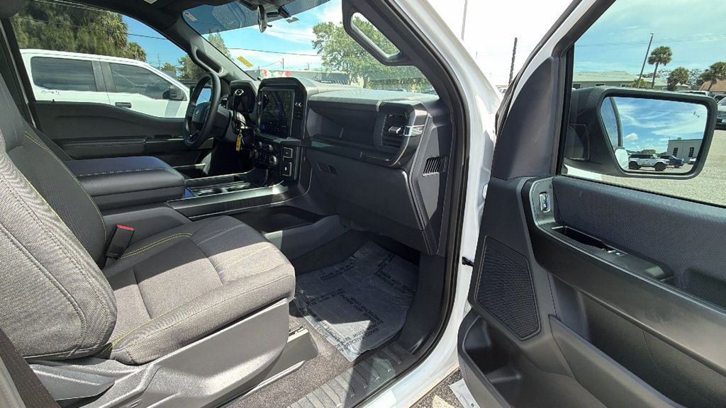 Used 2025 Ford F150 STX w/ Equipment Group 200A RWD image 26