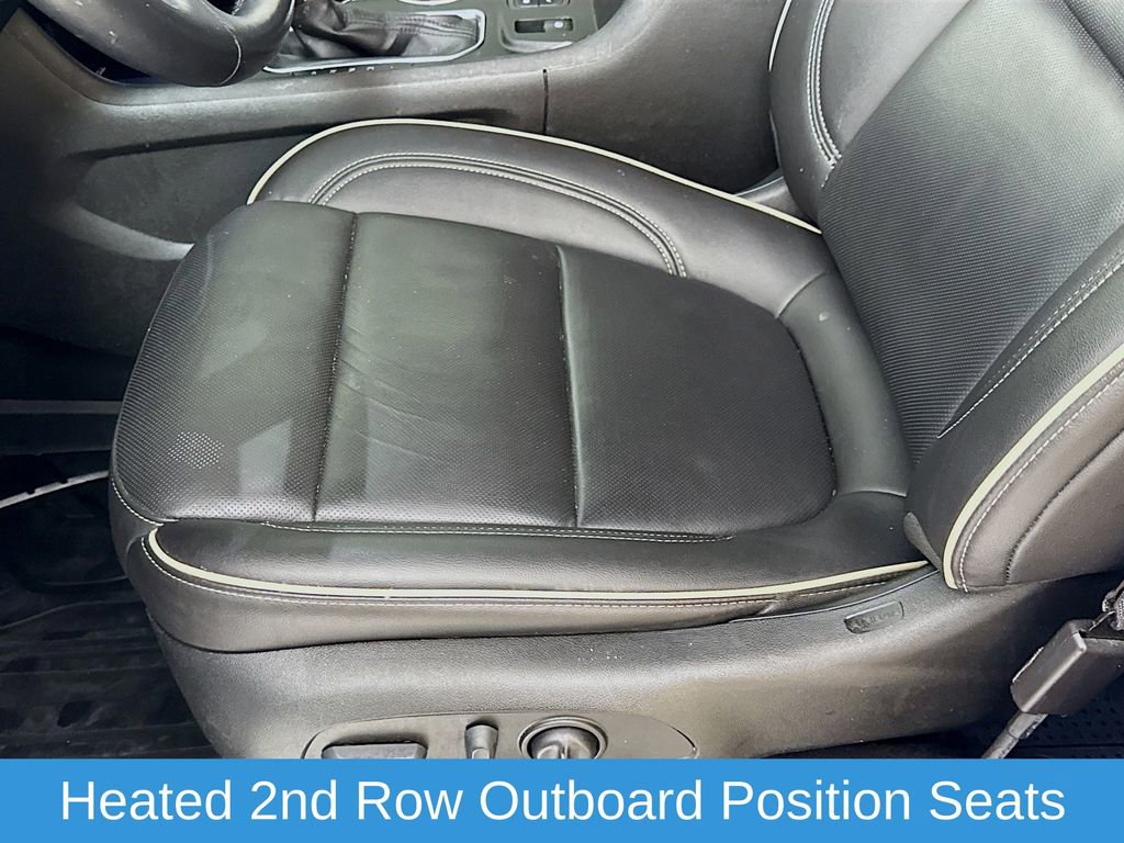 Used 2022 Chevrolet Traverse Premier image 24