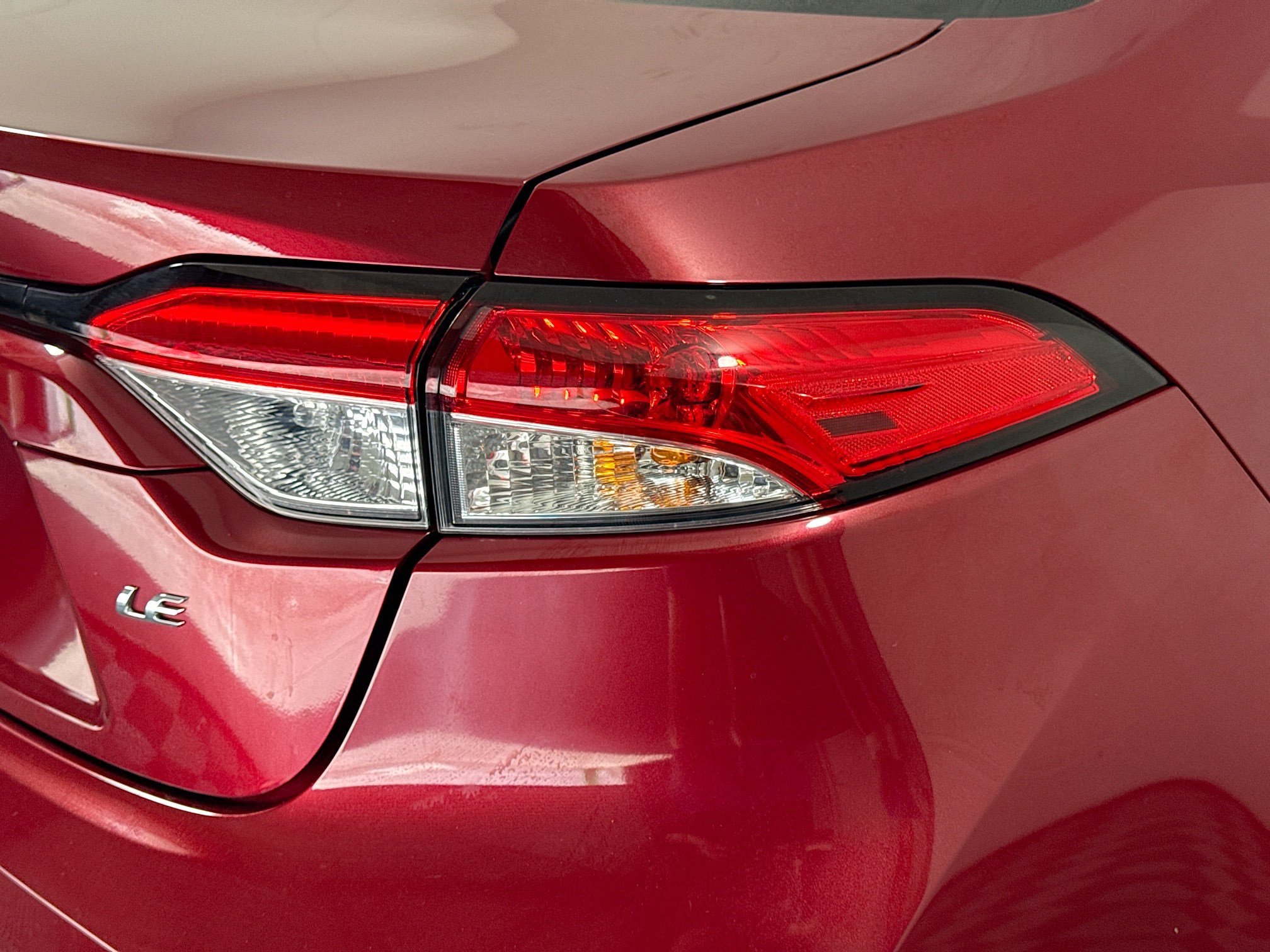 Used 2022 Toyota Corolla LE FWD image 33