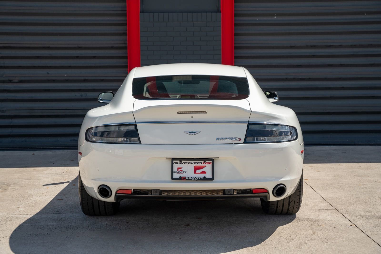 Used 2015 Aston Martin Rapide S image 11