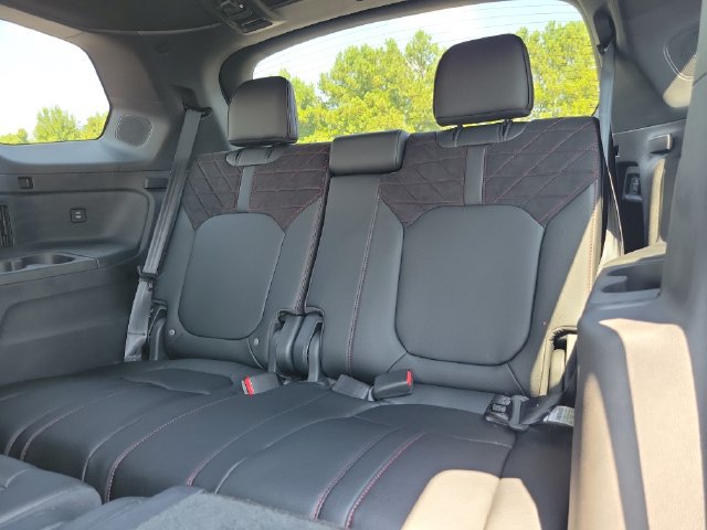 New 2026 Honda Pilot Black Edition image 11
