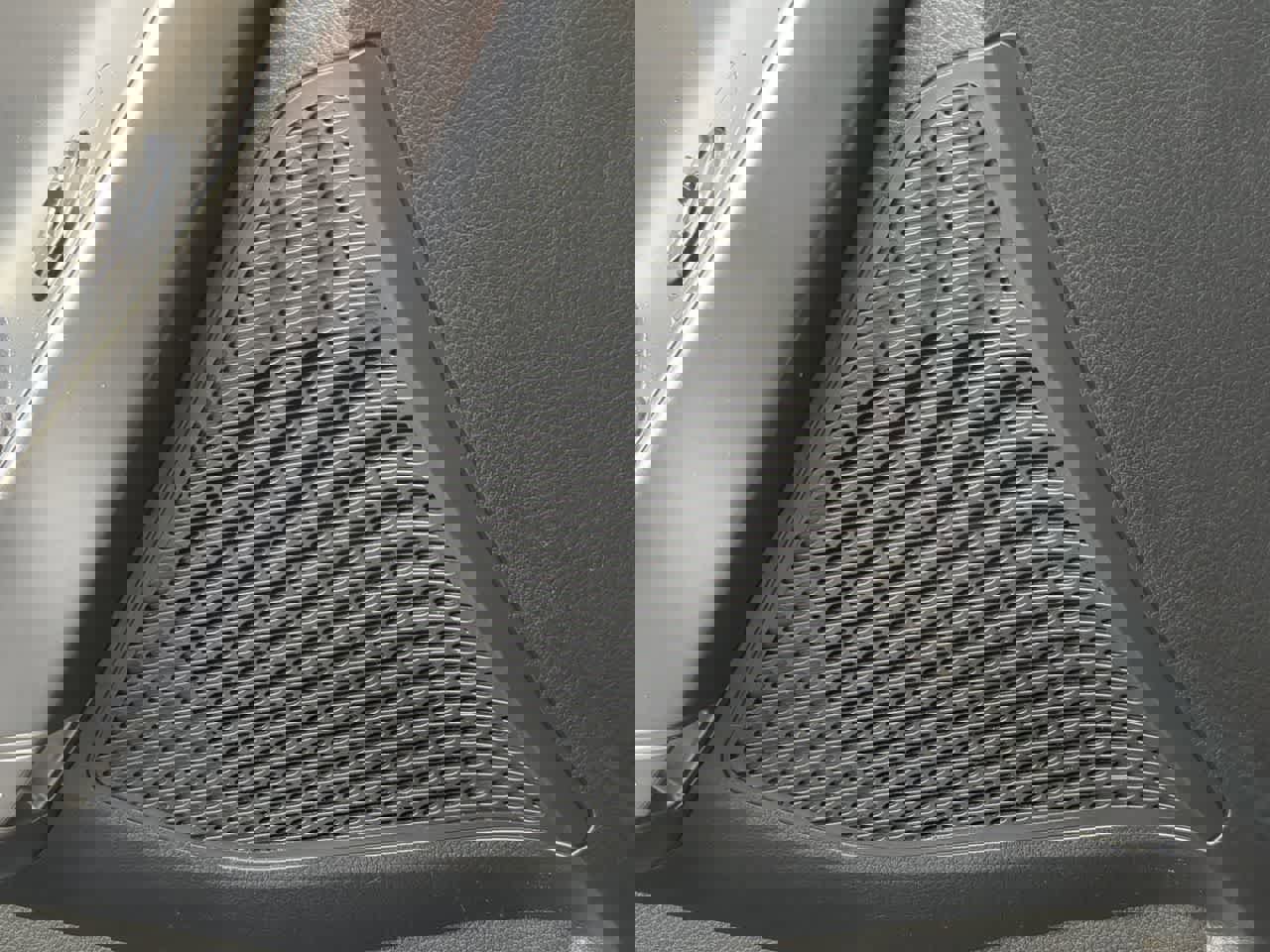 Used 2017 Hyundai Santa Fe Sport image 29