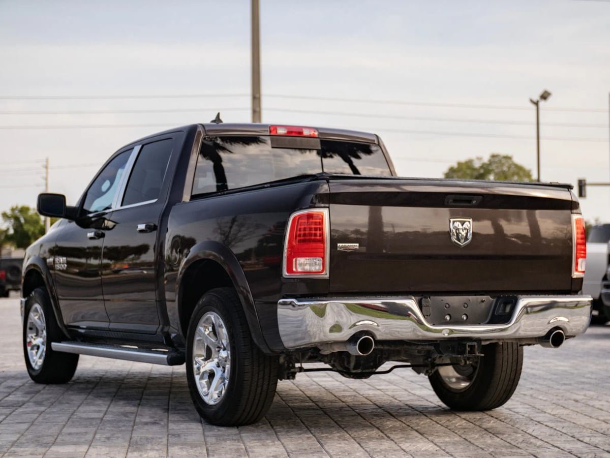 Used 2016 RAM 1500 Laramie w/ Convenience Group RWD image 11
