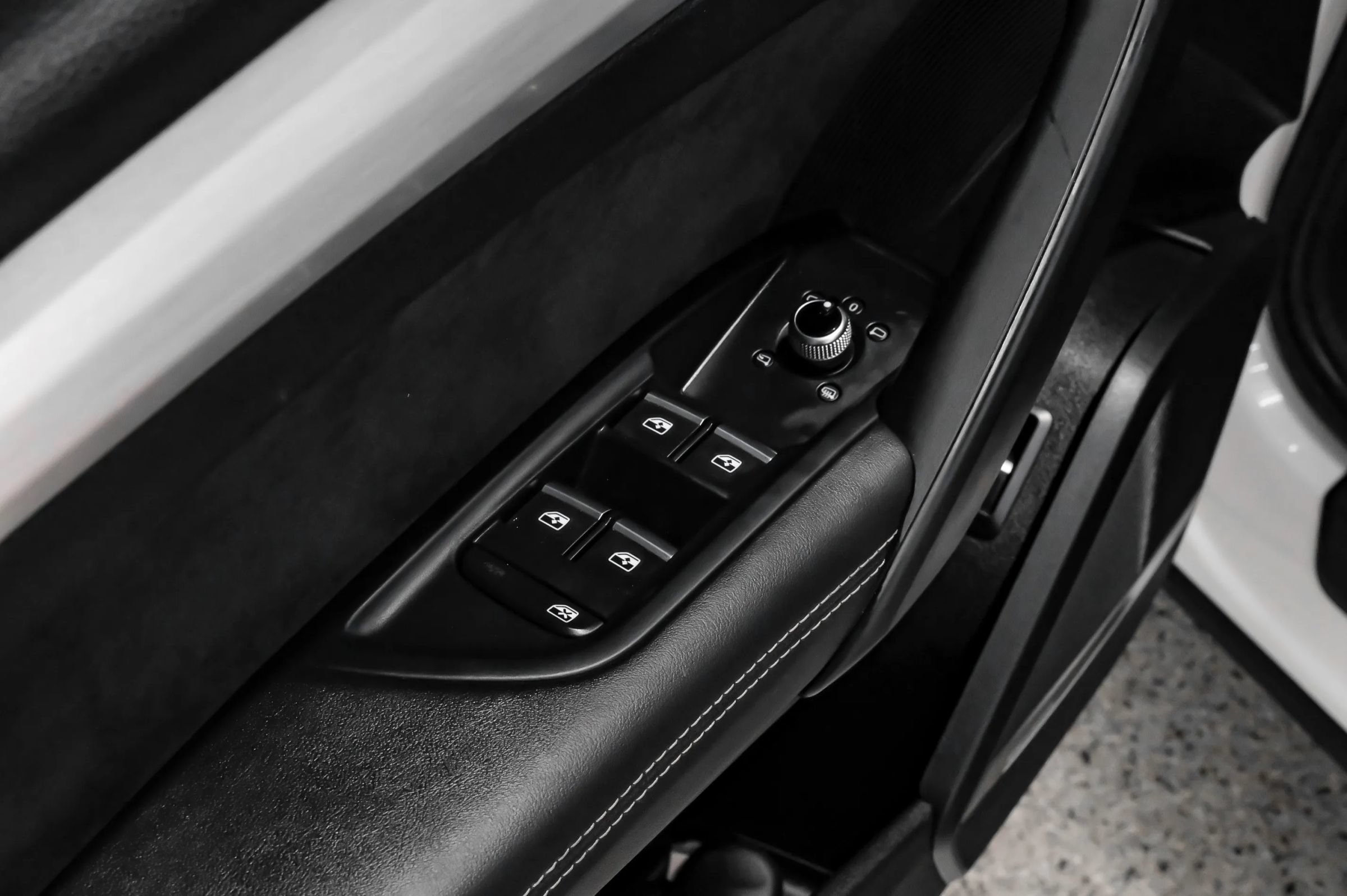 Used 2018 Audi SQ5 Prestige w/ Prestige Package AWD/4WD image 57