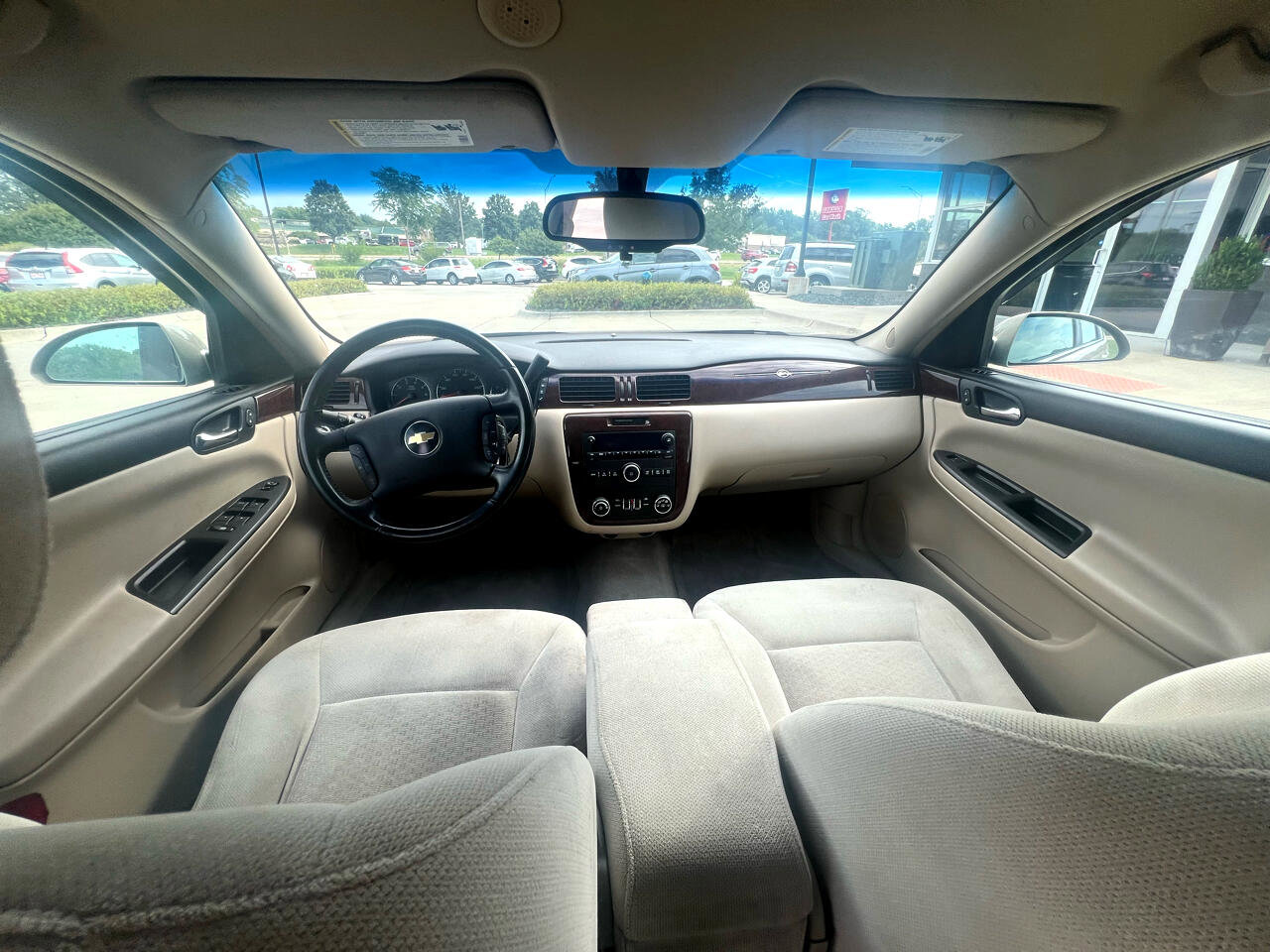 Used 2011 Chevrolet Impala LT image 10