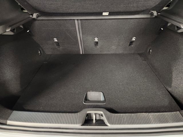 New 2026 Volvo EX30 Cross Country Ultra w/ Protection Package Premier image 32