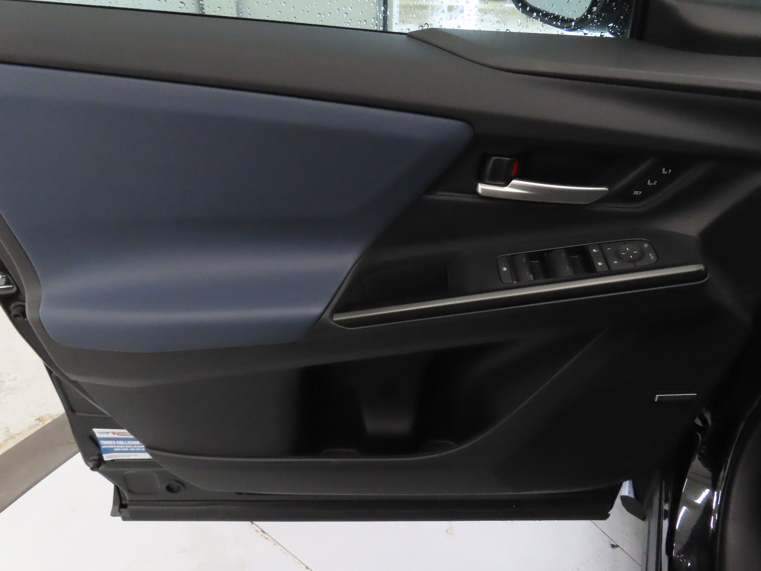 New 2026 Subaru Solterra Touring image 12