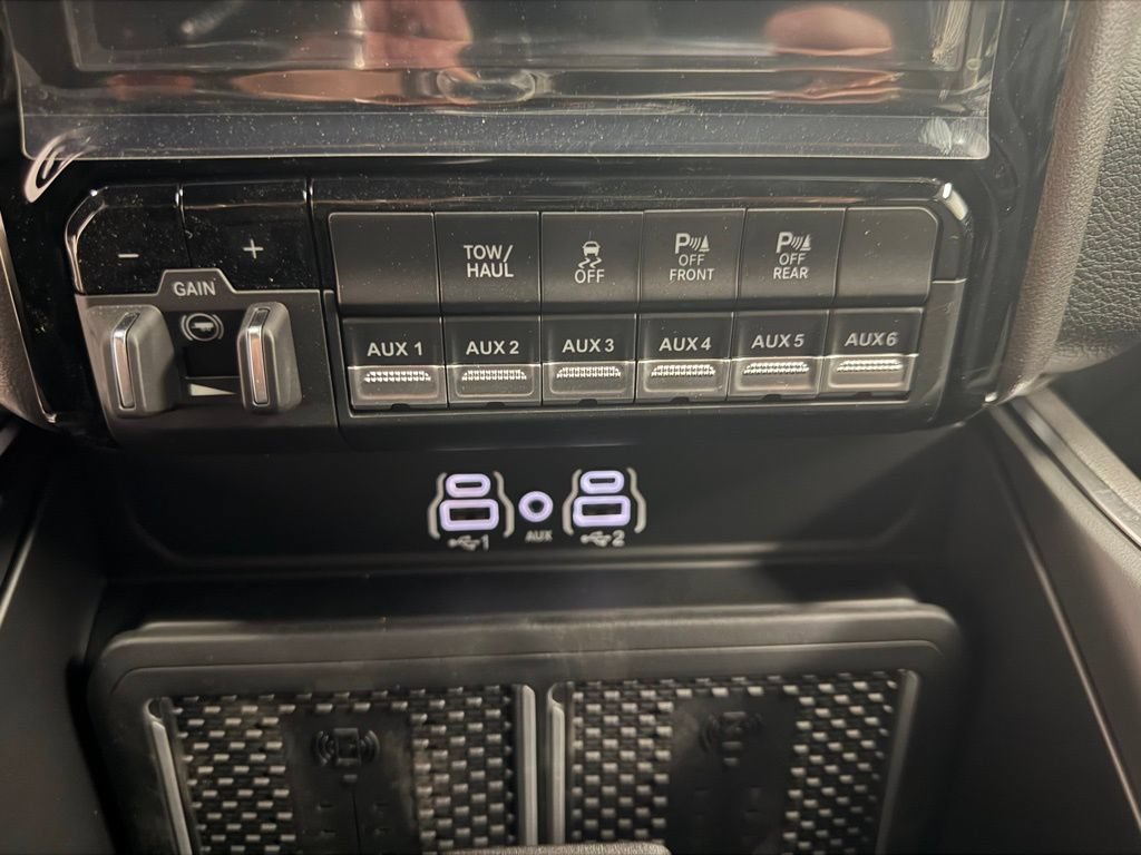 New 2026 RAM 2500 Big Horn AWD/4WD image 26