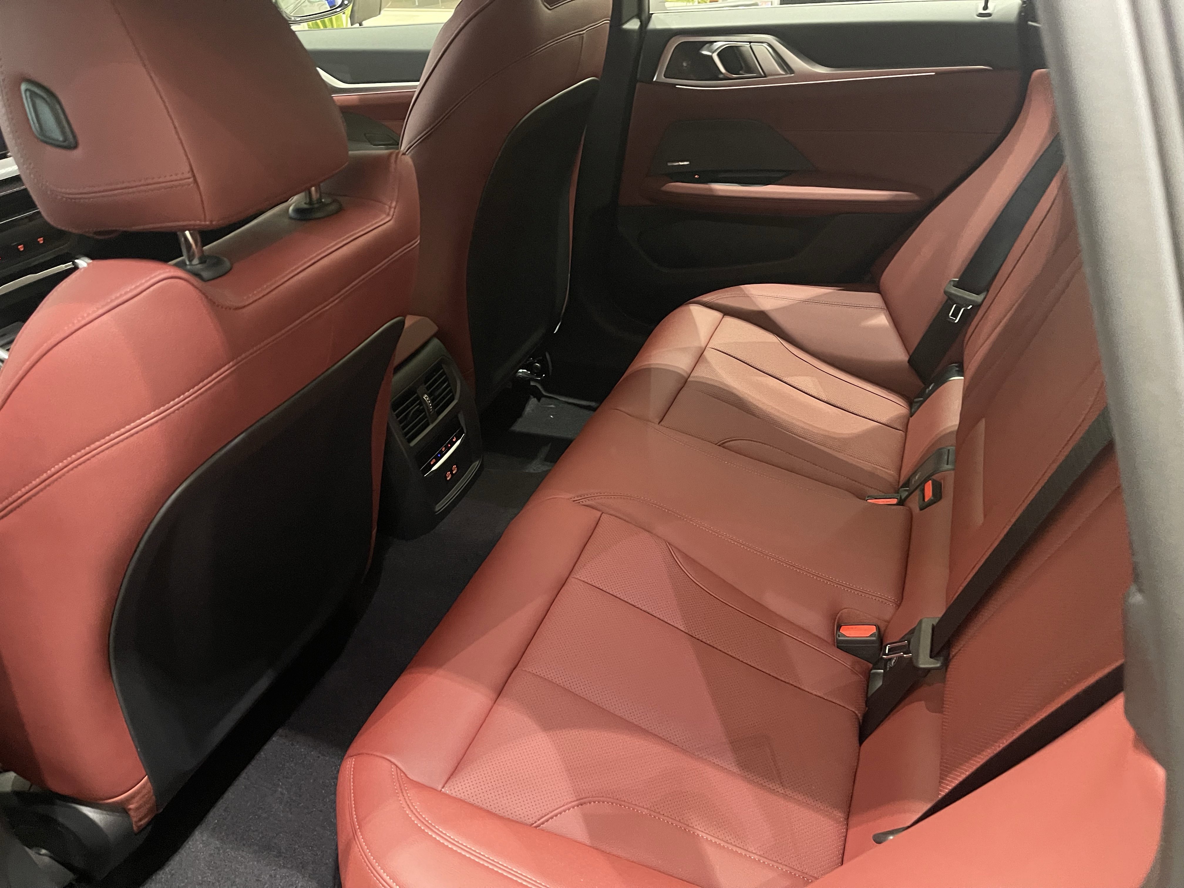 New 2026 BMW 430i xDrive w/ M Sport Package AWD/4WD image 16