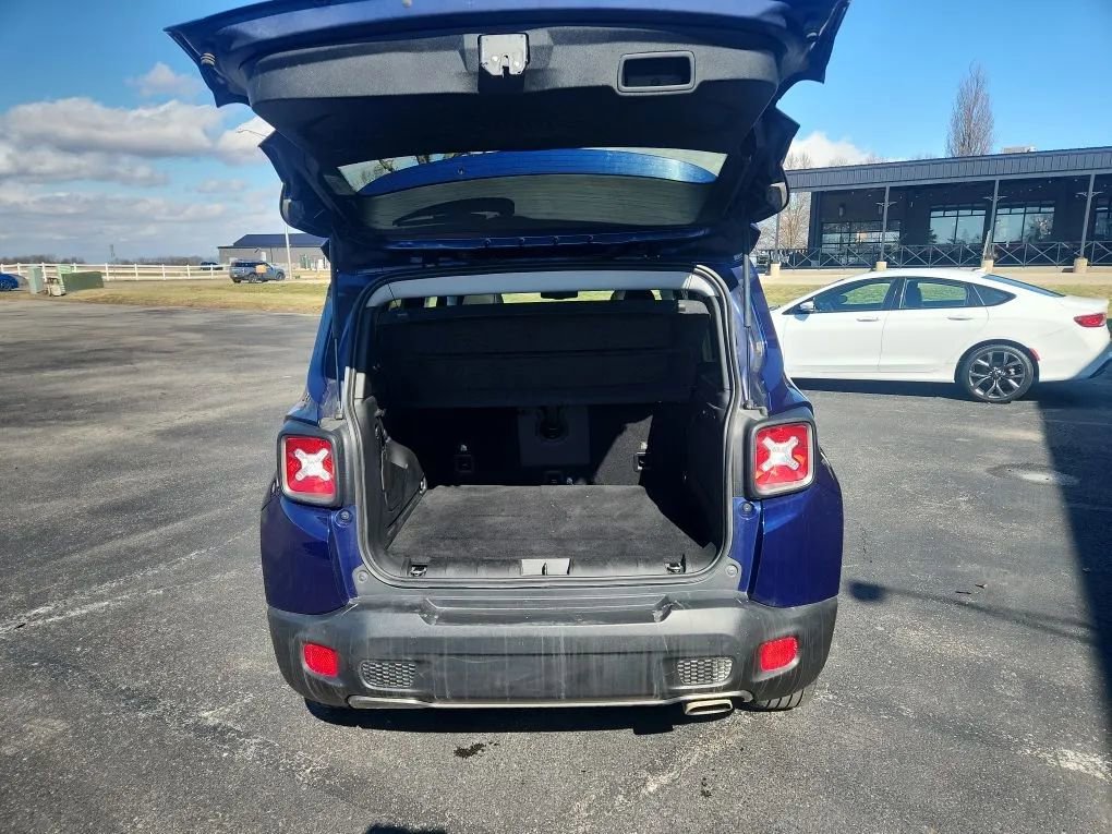 Used 2021 Jeep Renegade Limited w/ Sun & Sound Group image 7