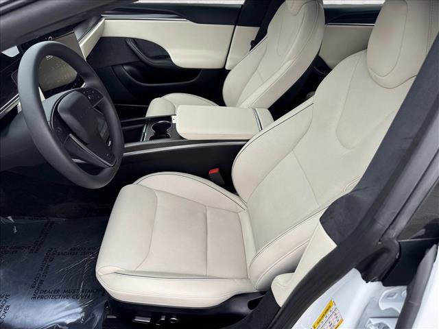 Used 2021 Tesla Model S Plaid image 11