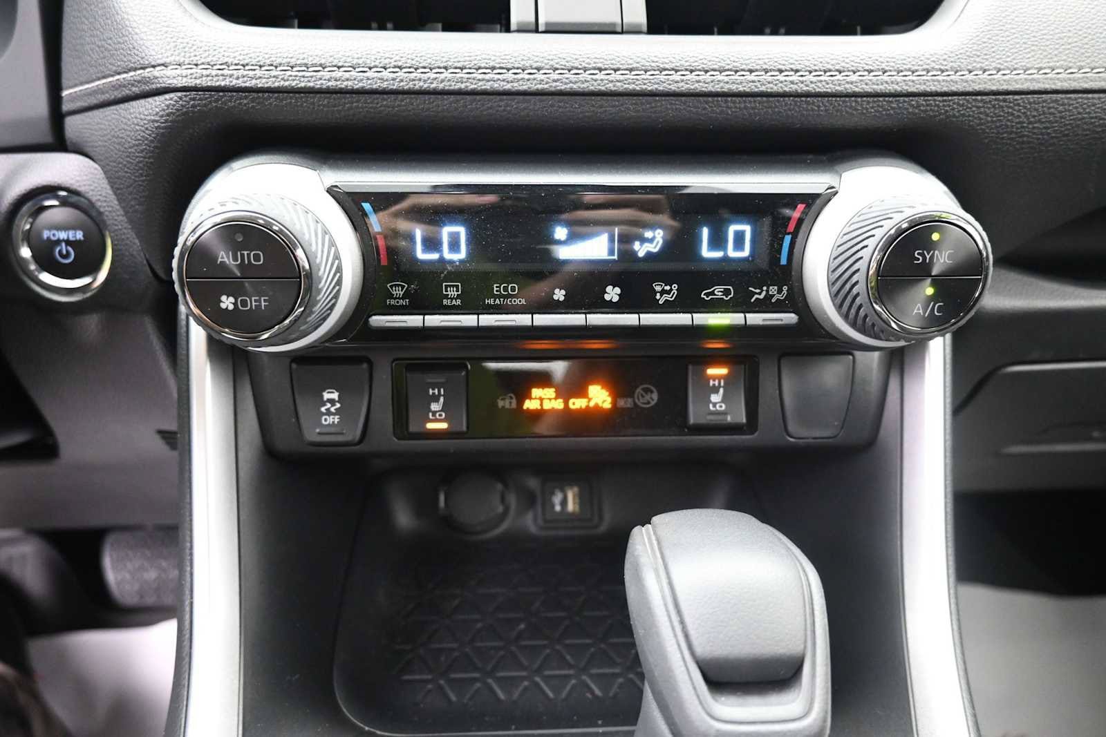 Used 2023 Toyota RAV4 XLE w/ Convenience Package AWD/4WD image 9