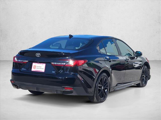 Used 2025 Toyota Camry SE image 5
