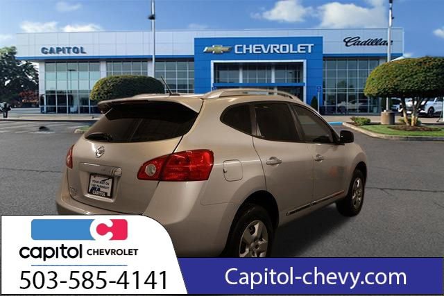 Used 2015 Nissan Rogue S w/ Convenience Package FWD image 2