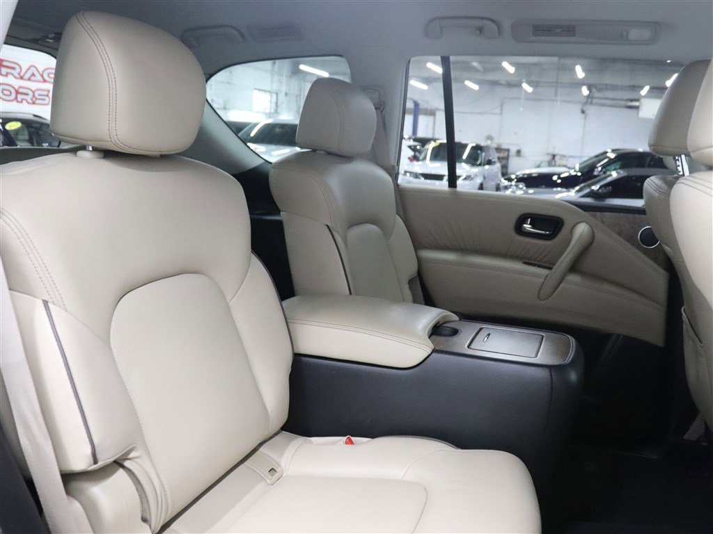 Used 2022 Nissan Armada SL w/ Captain's Chairs Package image 21