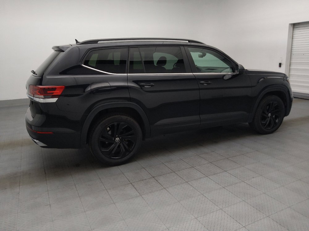 Used 2023 Volkswagen Atlas SE w/ Black Wheel Package FWD image 10