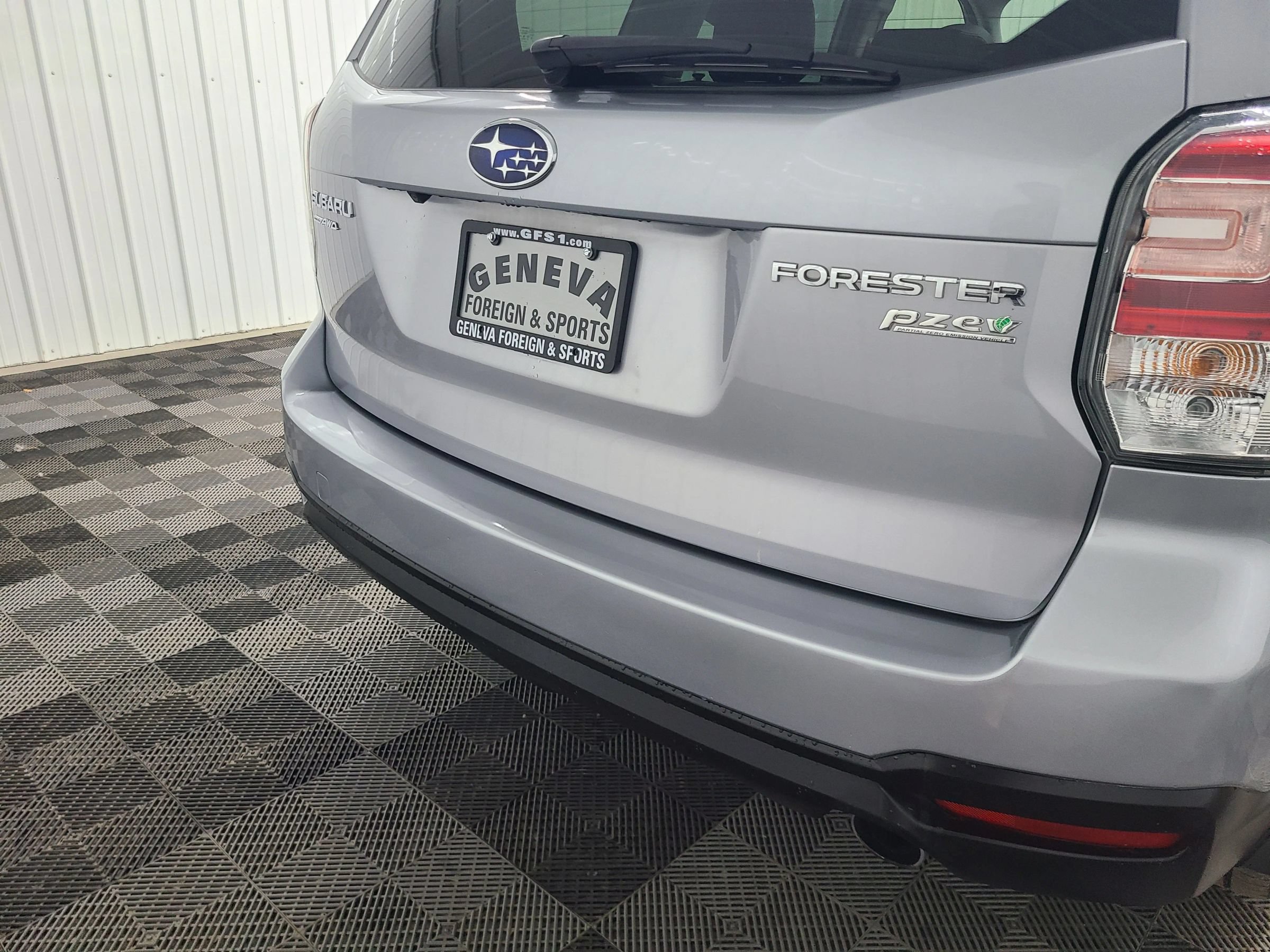 Used 2017 Subaru Forester 2.5i Limited AWD/4WD image 19