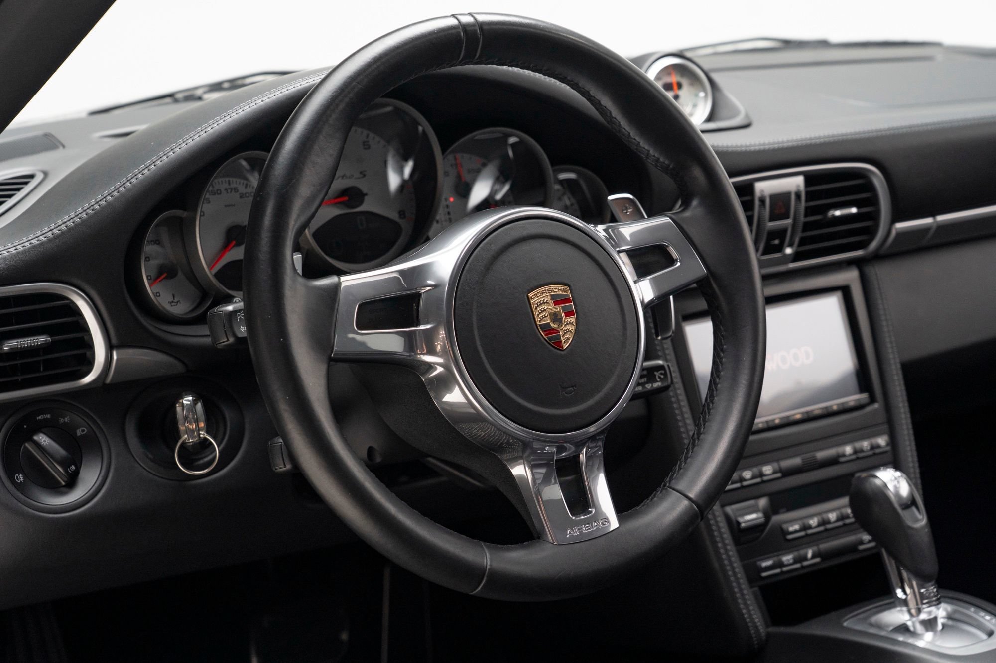 Used 2013 Porsche 911 Turbo S AWD/4WD image 19