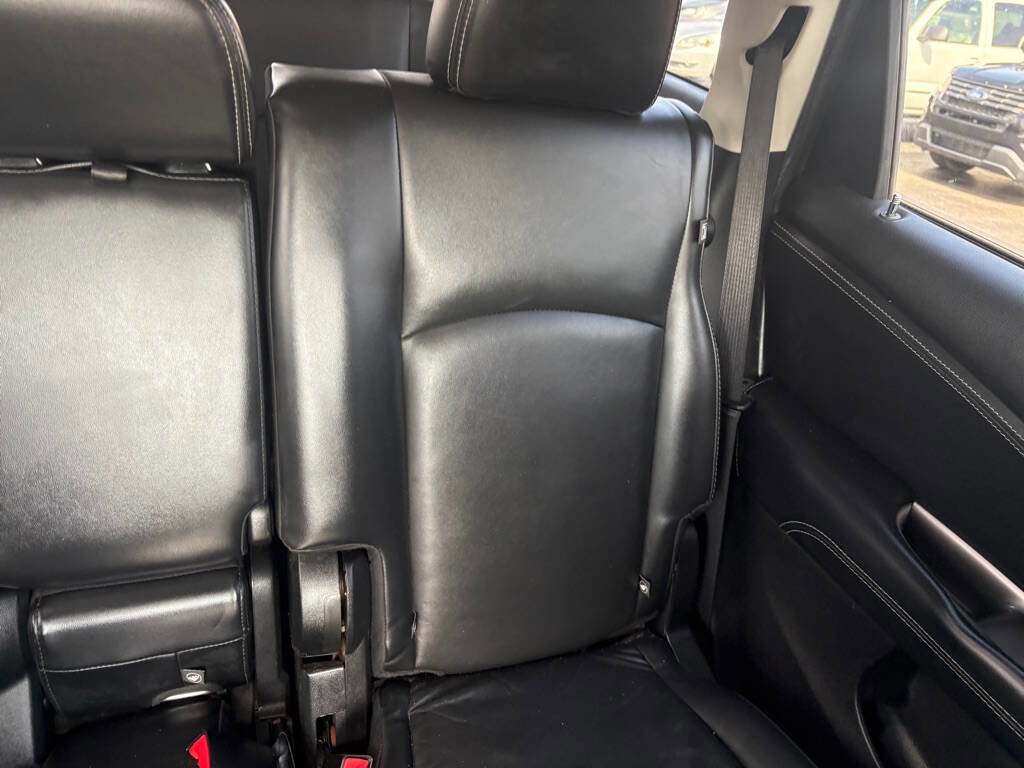 Used 2018 Dodge Journey Crossroad w/ Nav & Sun Group AWD/4WD image 18